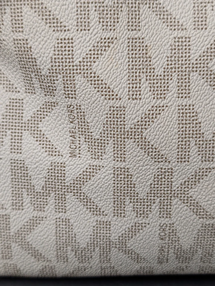 Bolsa tiracolo Michael Kors Cindy LG Dome bolsa tiracolo logotipo MK bolsa baunilha - Imagem 3 de 4