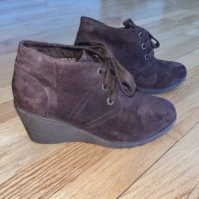 BOBS Skechers Wedge Heel Ankle Boots Brown Faux Sued Booties Memory Foam 8 1/2