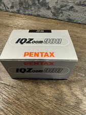 Vintage Pentax IQZoom 900 AF 35mm Film Point and Shoot Camera W/ Box  Manual