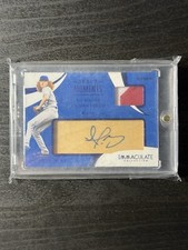 2020 Immaculate Dustin May Debut Moments Rookie Jersey Bat Auto RC /25 Dodgers