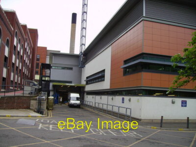 Foto 6x4 Laderampe RVI Newcastle upon Tyne Dockbereich für Royal Victor c2007