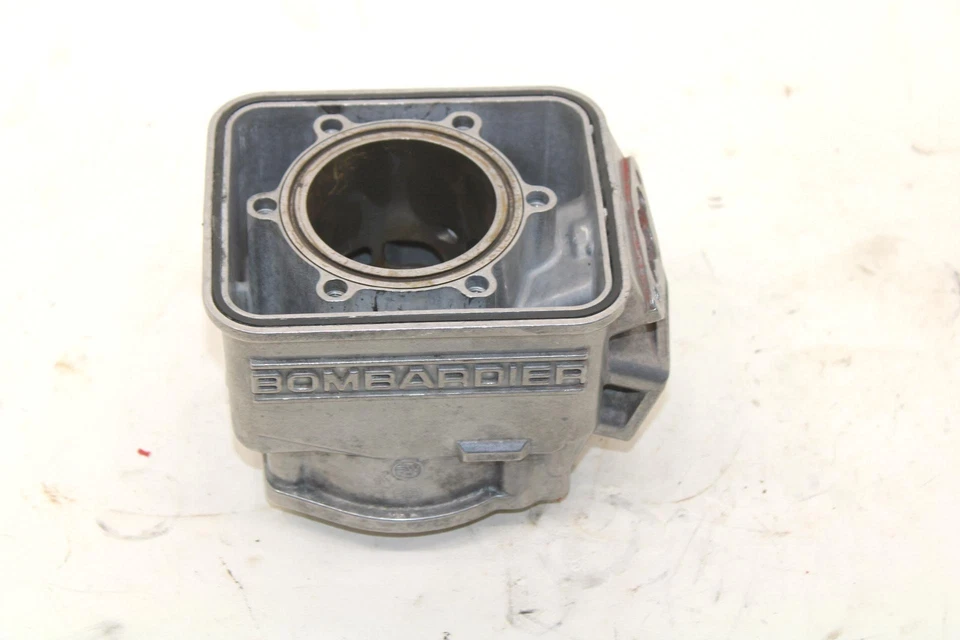 Ski-doo Formula Sls 500 L/C 1996 OEM cilindro de diámetro STD 65,5 420923145 SS66 Foto 3 de 4