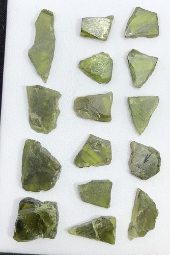52 Carat Natural Green Sphene Crystal Lot from Pakistan Gemstone - Picture 9 of 24