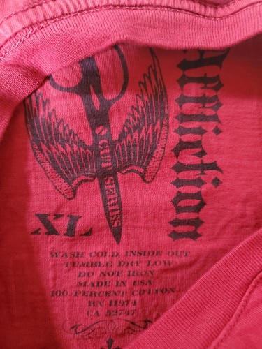 T-shirt rossa Affliction teschio alato applicato taglio serie taglia XL made in USA - Foto 7 di 9