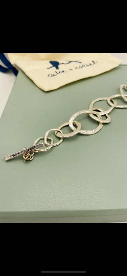 Conjunto de colar de lágrima dupla interligado Chloe + Isabel e pulseira de elos orgânicos - Imagem 4 de 4