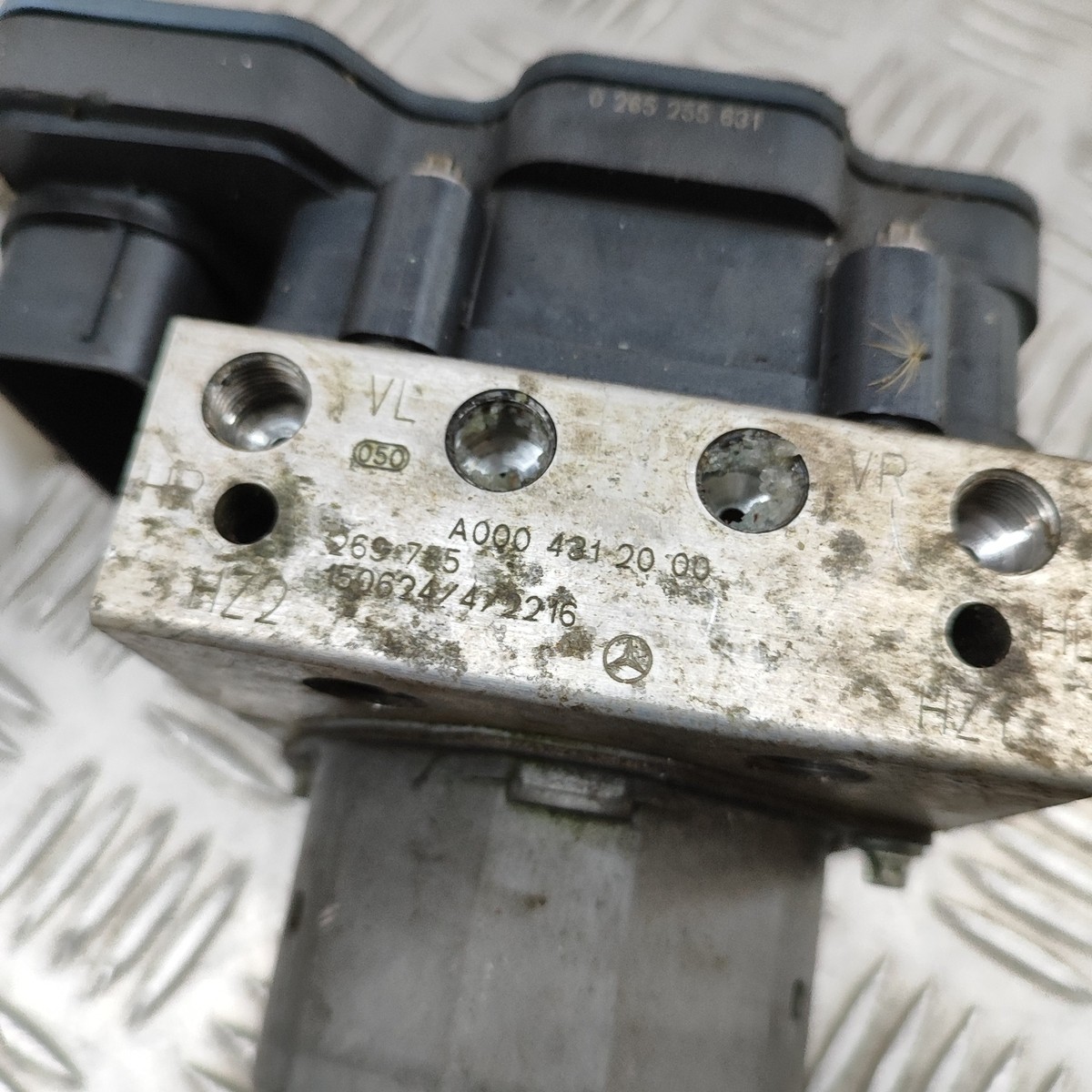 D×D×D s-l1200.jpg