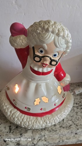 Mold Ceramic Santa And Mrs. Claus Figures - Picture 3 of 24