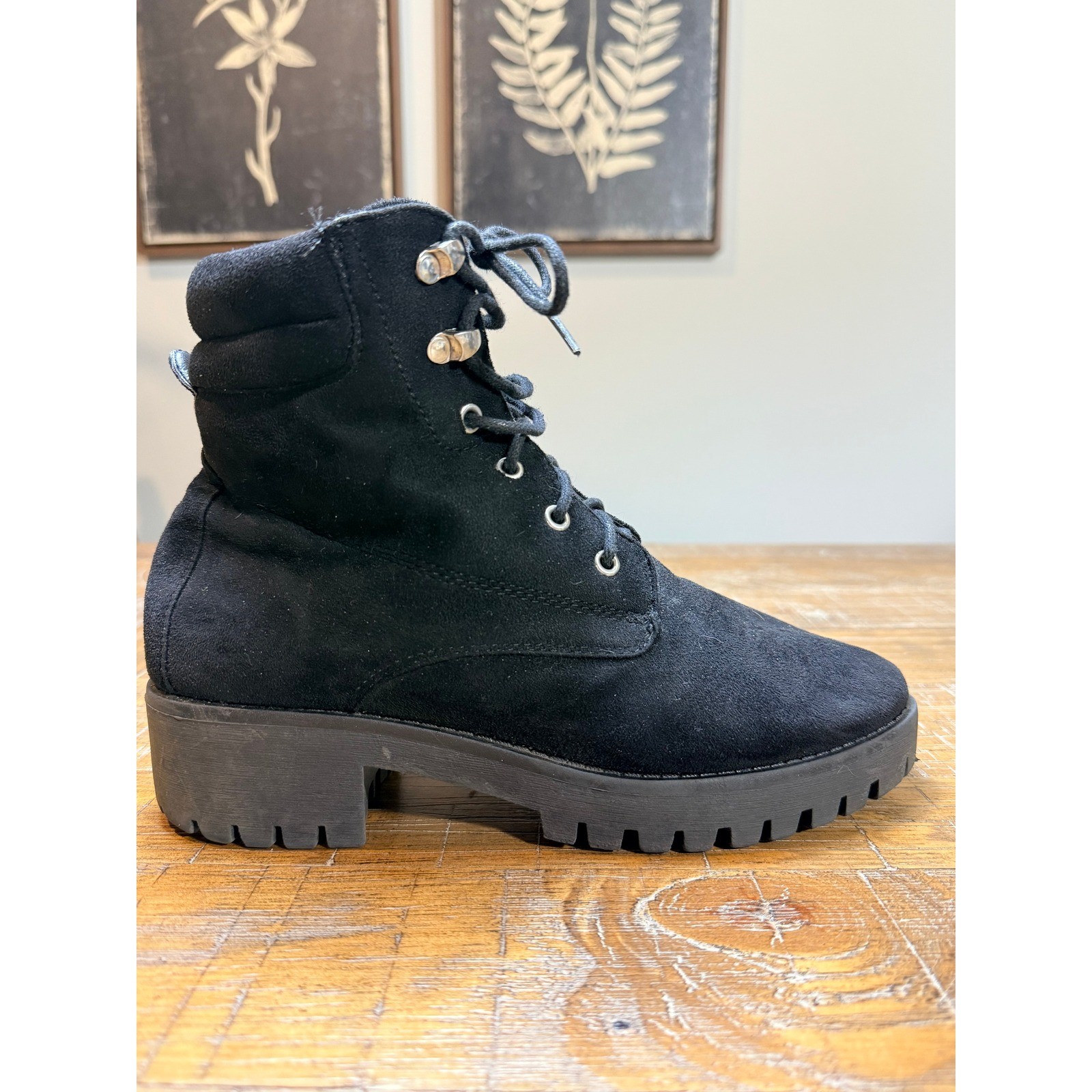 Blue Label Womens Black Faux Suede Lace Up Side Zip Lug Sole Combat Boots 7.5