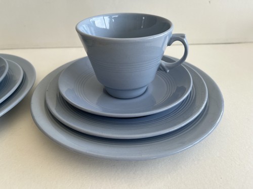 2 WOODS WARE IRIS CUPS SAUCERS TEA PLATES LUNCH PLATE - Picture 4 of 10