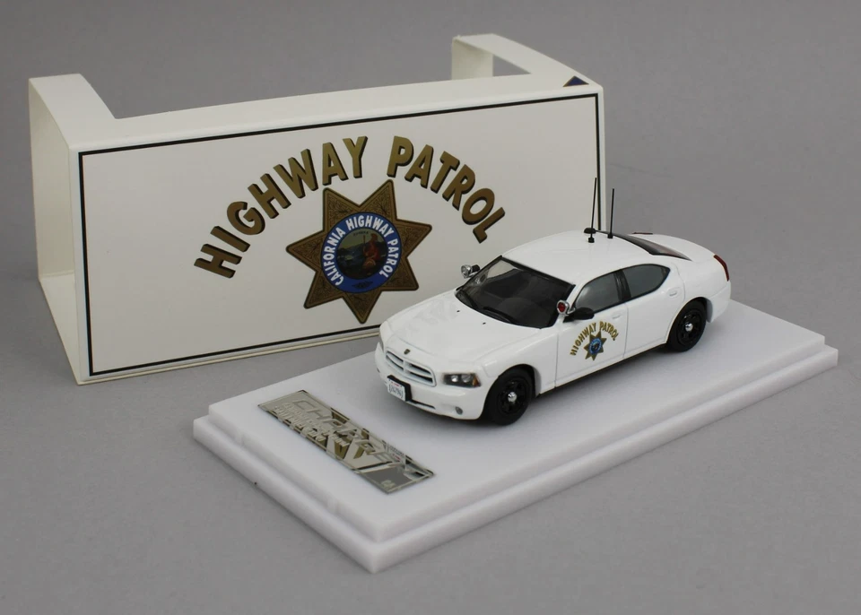 1:64 *ROLLIN DIECAST* CALIFORNIA HIGHWAY PATROL Dodge Charger (4) CAR SET - Image 4 of 4
