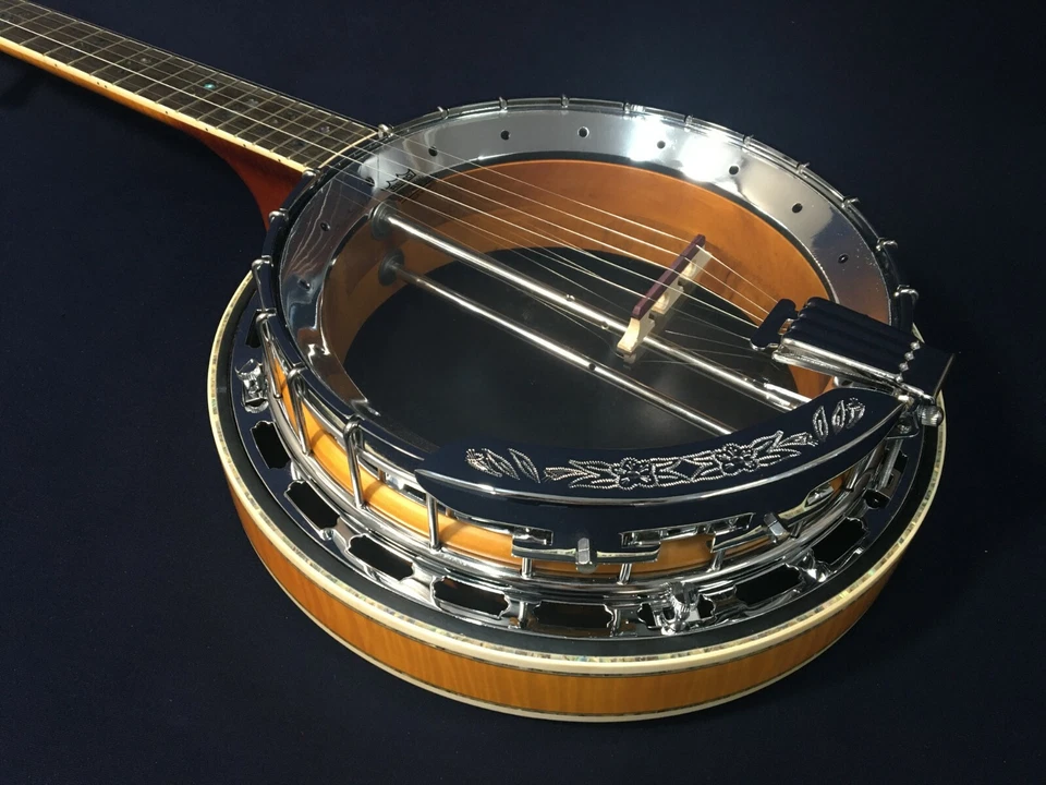 Caraya 009A 5-string Resonator Banjo,Clear Top,Flame Maple w/Tone Ring+Hard Case - Image 2 of 4