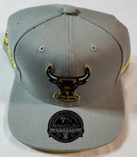 Mitchell & Ness Chicago Bulls 1998 NBA Dynasty Fitted Baseball Hat/Cap 7 3/4 NWT