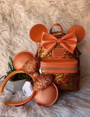Disney Loungefly Minnie Mouse Sequined Mini Backpack Peach  display picture 1