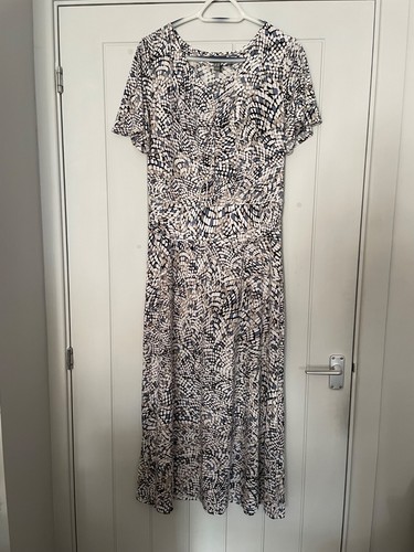 QVC Ruth Langsford Ruched Detail Midi Dress Grey Print Size 16T