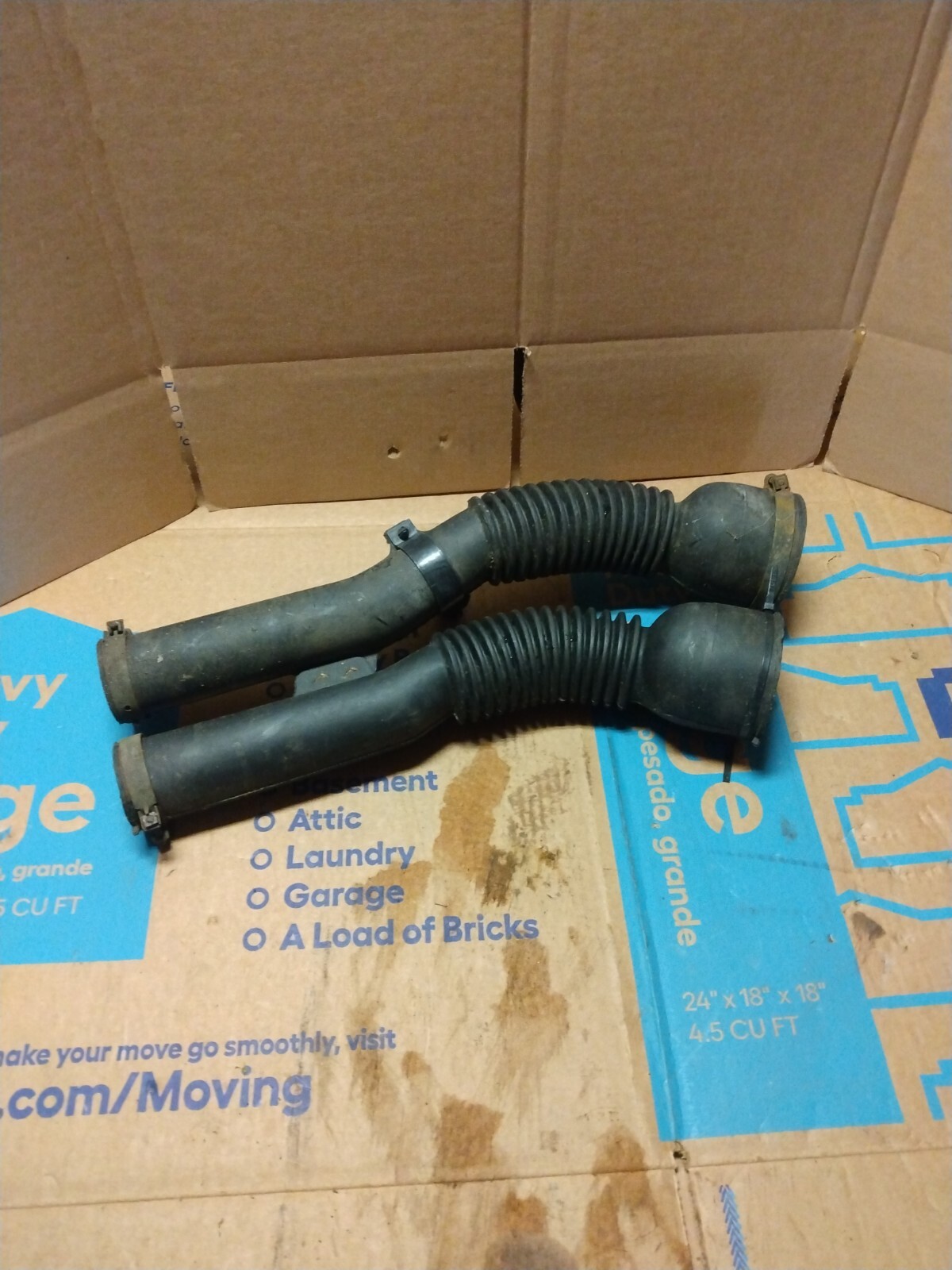1987-97 Ford F-series Bronco 4.9L 300 Intake Tube Replacement