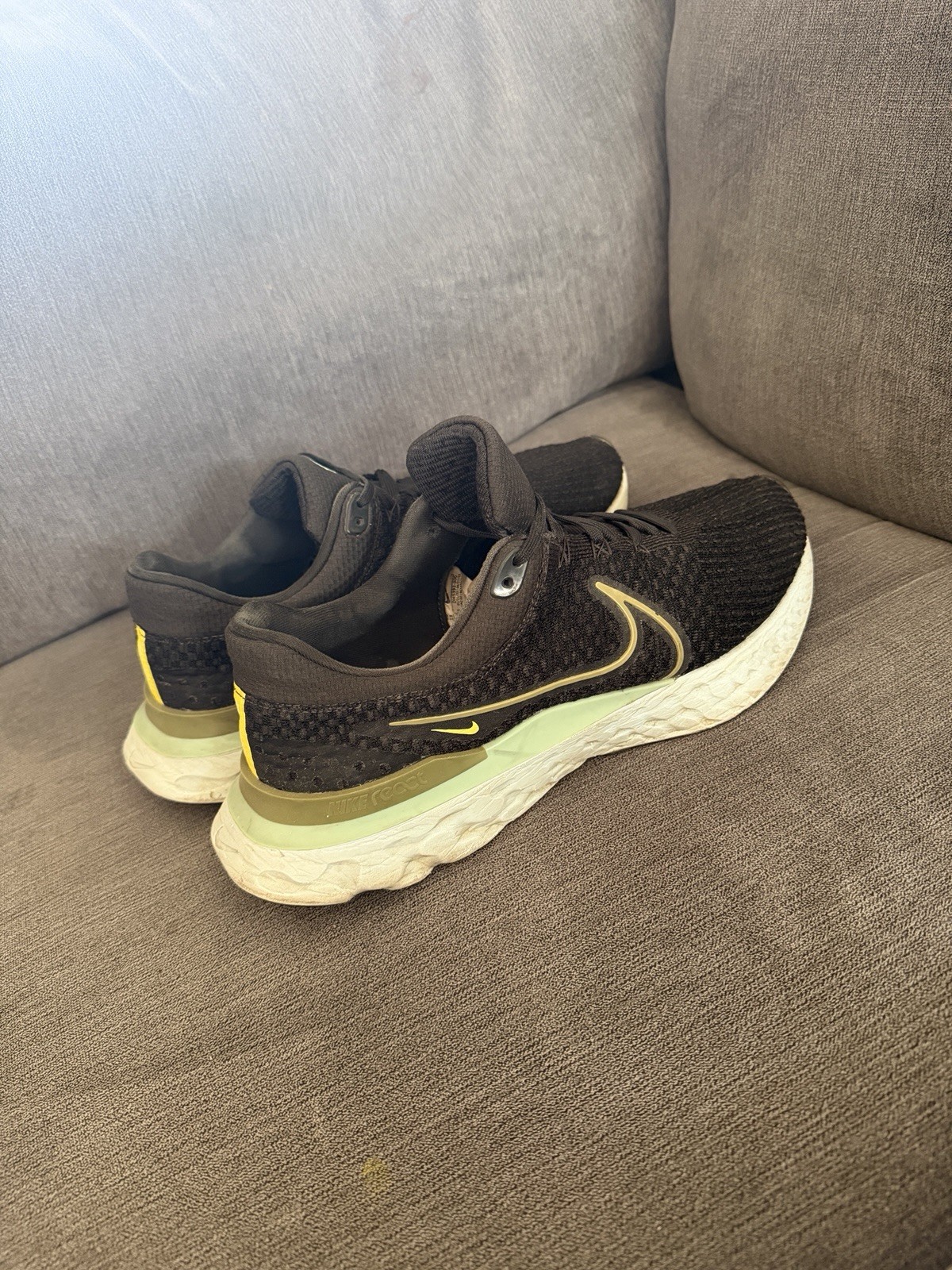 Nike React Infinity Run Flyknit 3 UK 12 RRP £120 Running Shoes Black Trainers image 2
