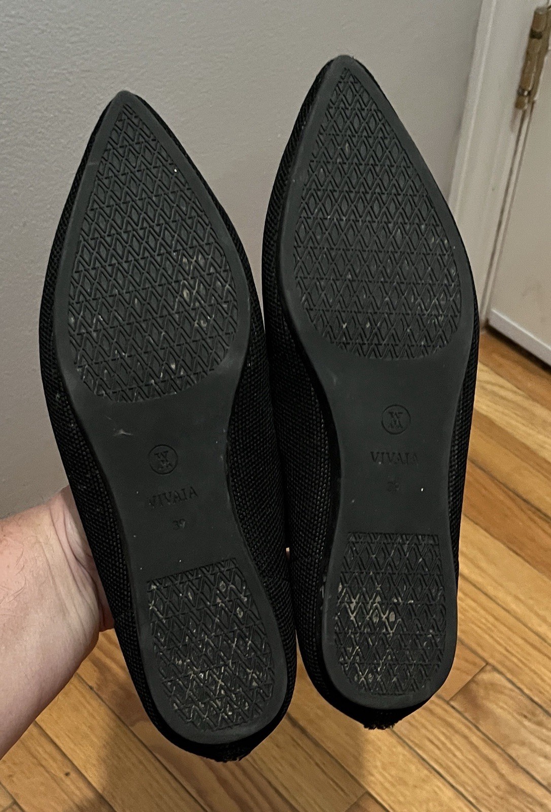 Vivaia Adele Pointed-Toe Patterned Flat Black Ebo… - image 11