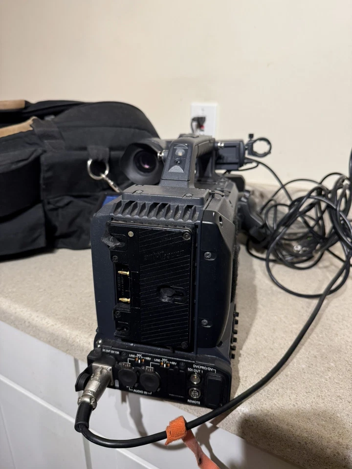 Panasonic AG-HPX300P  Pro Camcorder + Fujinon Lens. WORKING CONDITION.  - Image 3 of 4