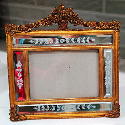 Ornate Victorian Floral Gold Finish Clear Glass 9x6 Freestanding Frame