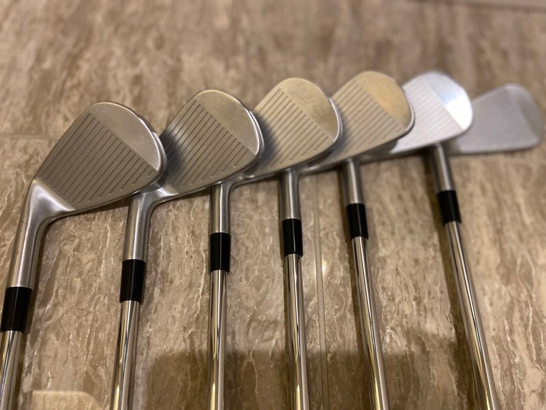 TaylorMade P770 Iron Set Tour Issue S200 Flex Elite White Grip