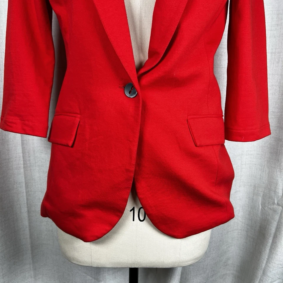 Chaqueta Blazer Barney's New York Para Mujer Talla Mediana Roja Botón Único EE. UU. Foto 3 de 4