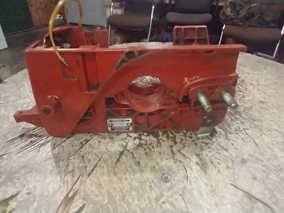 Motosierra turbo Jonsered 2036 OEM tanque de combustible tanque de aceite cárter marco Foto 3 de 4