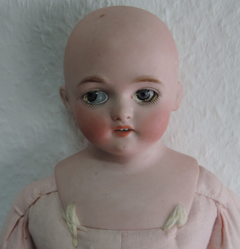 C.F. Kling,Nr. 377,Porzellanpuppe,Brustblattkopfpuppe,Stoffkörper,L ca.40 cm - Bild 2 von 8