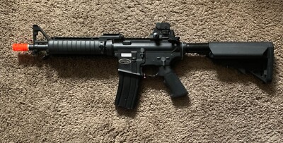 Matrix Fullsize M4 Airsoft AEG (Model: M4 CQB RIS / Black/ 300 FPS /2 batteries)
