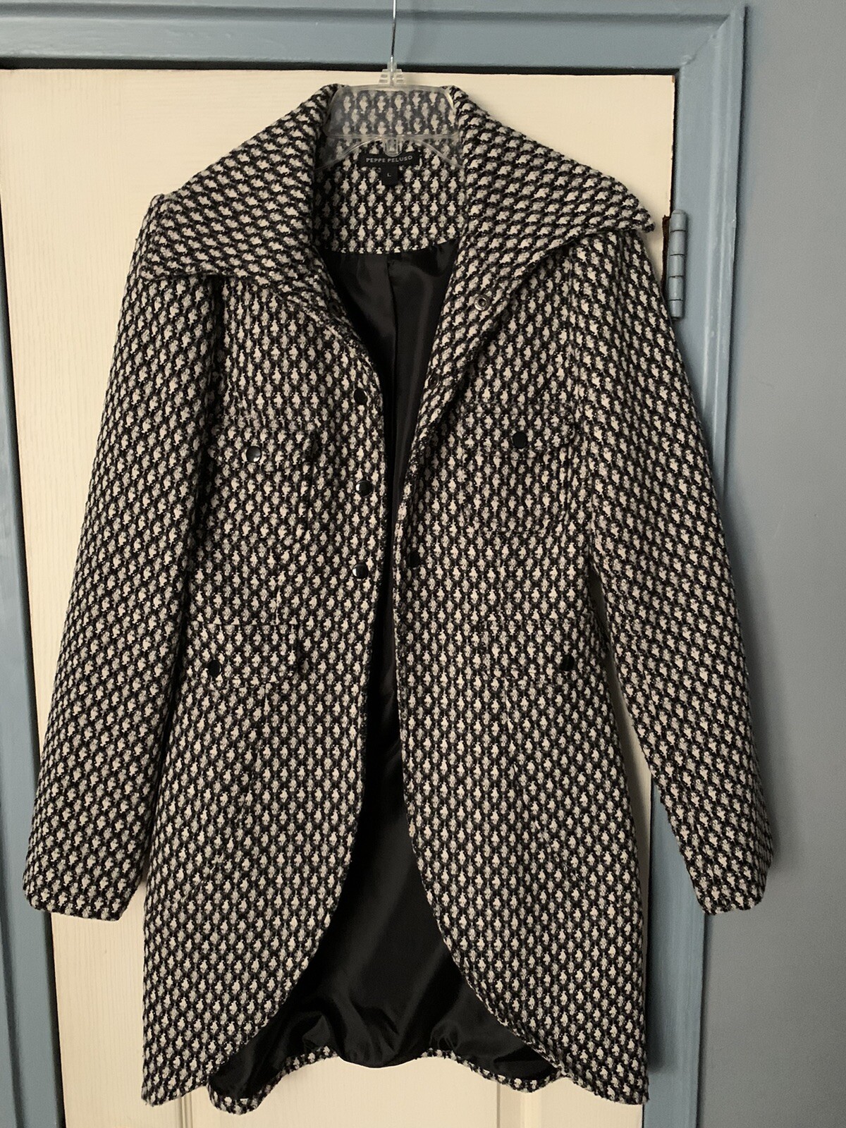 womans jacket Size large - image 1