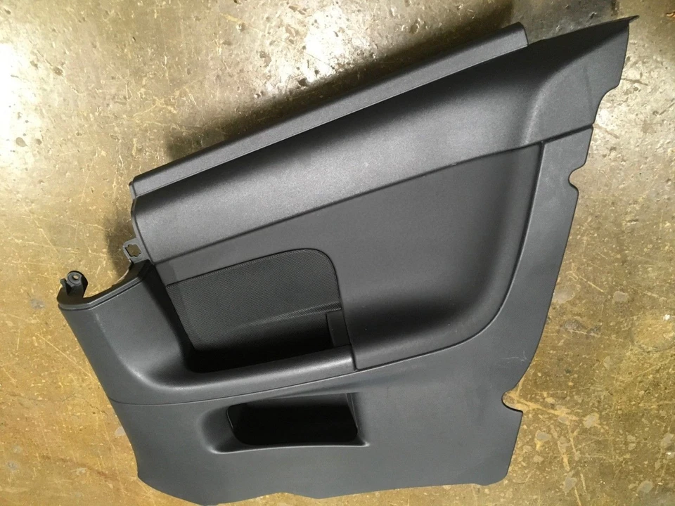 2009 VOLVO C30 PAINEL DE ACABAMENTO DE PORTA INTERIOR DO LADO DIREITO DO PASSAGEIRO TRASEIRO FABRICANTE DE EQUIPAMENTO ORIGINAL+ - Imagem 2 de 4