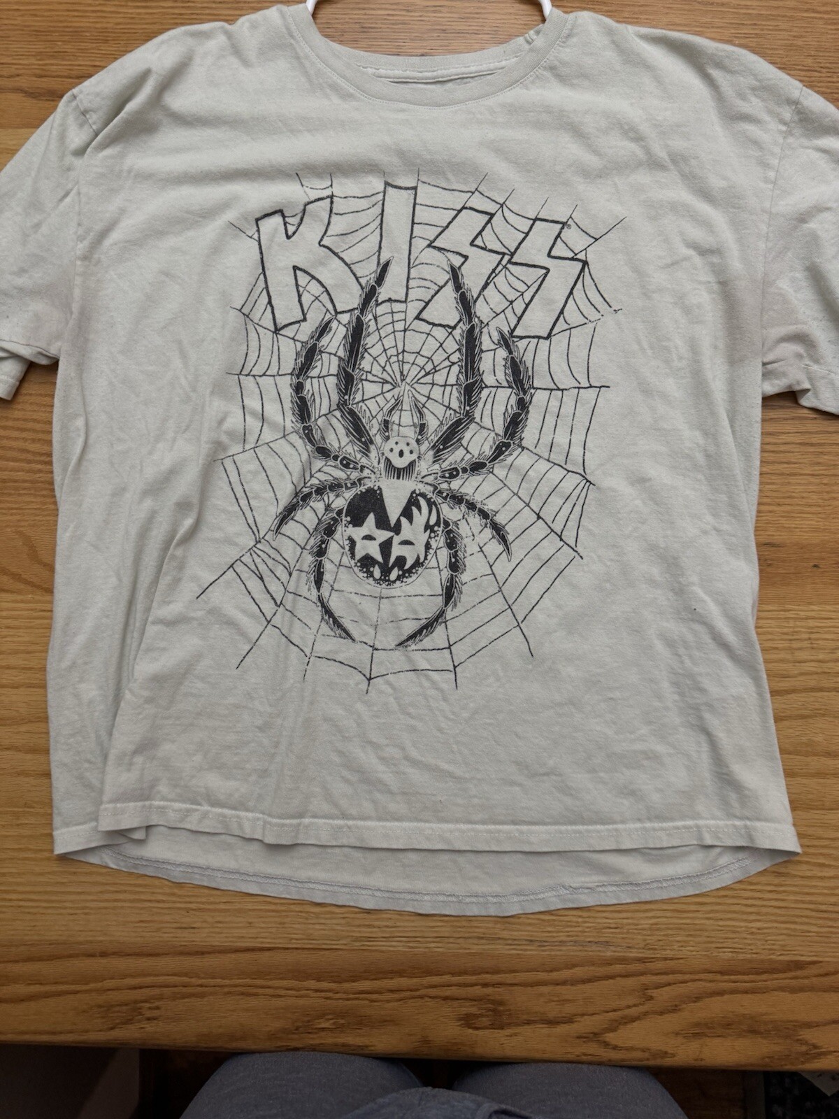 Kiss White Spider Graphic Tee for Men and Women