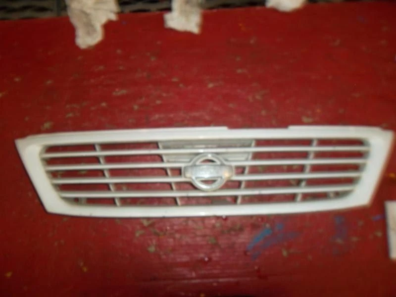 Rejilla compatible con 95-97 200SX 270127 Foto 3 de 3