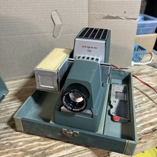 Argus 300 Automatic 35mm Vintage Slide Projector with Case Tested Works