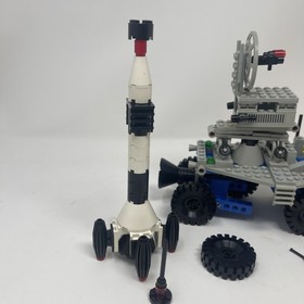 Vintage 1982 LEGO Space: Mobile Rocket Transport (6950) NEAR COMPLETE Manual