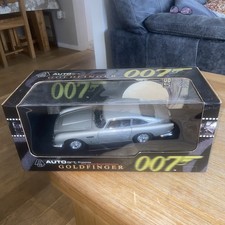 AUTOart 1/18 Aston Martin DB-5 James Bond 007 Goldfinger Diecast Car 70020 