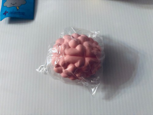 Kidrobot - BFFs Series 4 - Blind Box Mini - Softee & Brain - Picture 7 of 10