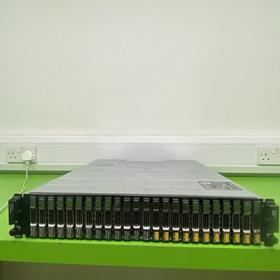 Dell EqualLogic PS6210 (13x400GB SSD 12GB/S, 11 x 600GB 10K SAS) SAN Speicher