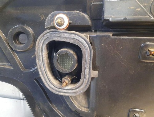LUZ TRASERA 2 PUERTAS TAPA MONTADA SE ADAPTA 96-99 SUNFIRE 124556 - Imagen 10 de 11