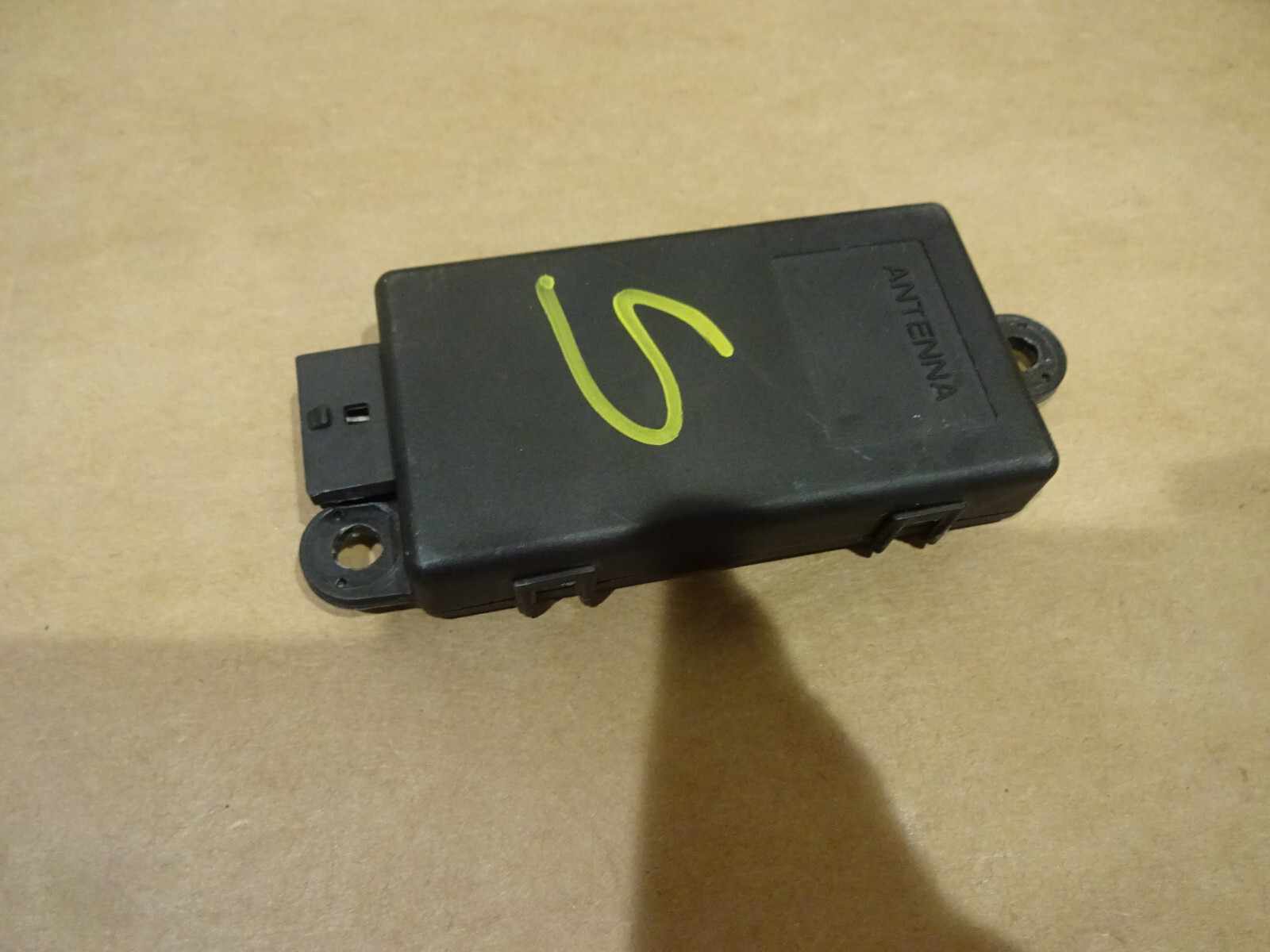 Ferrari California,458,F12 -Slave Hyperfrequency Volumetric Sensor - P/N 217727