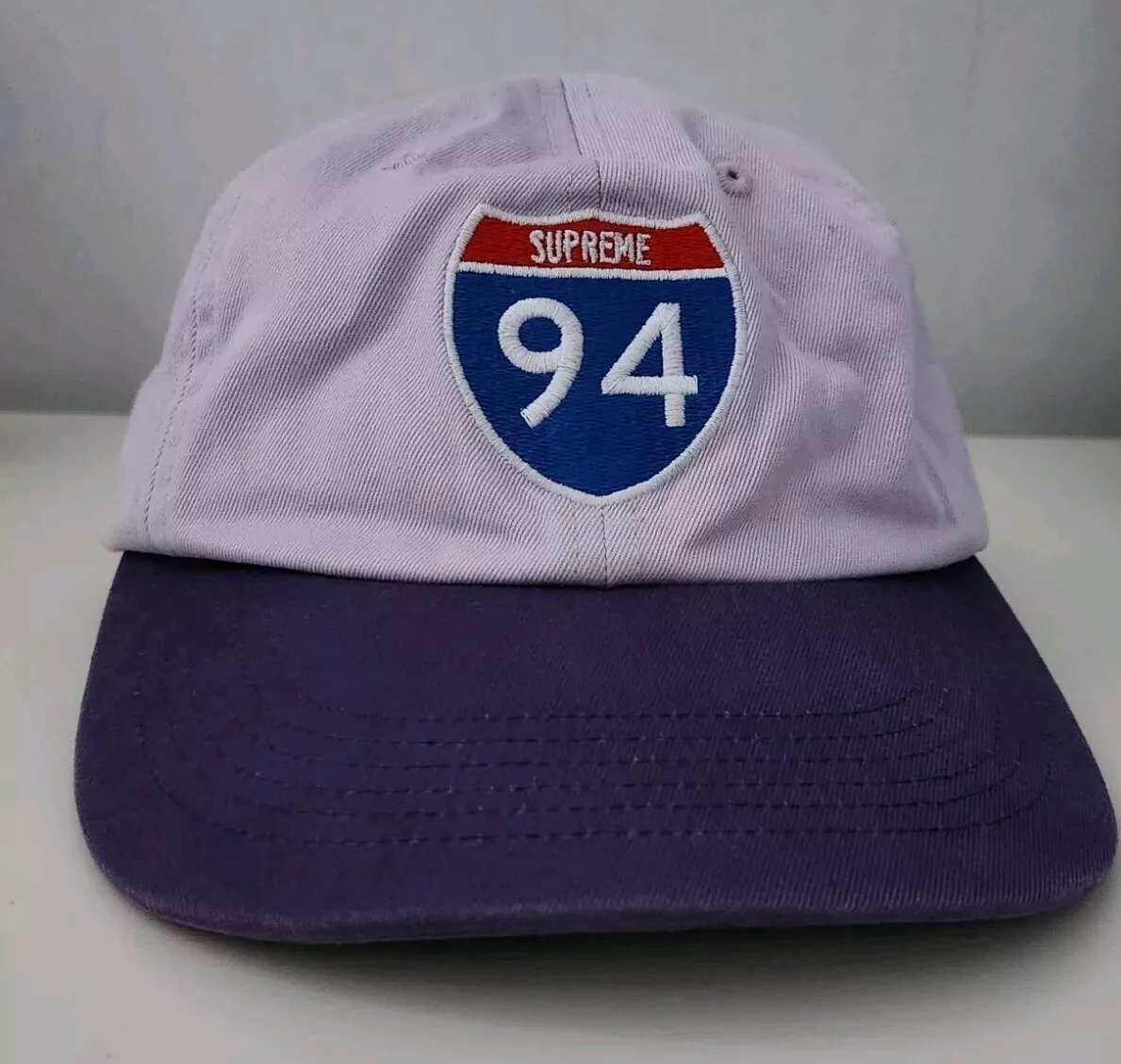 Casquette FW20 Supreme Interstate 6 panneaux violet rose