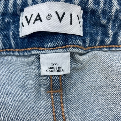 Ava & Viv Women's High Waisted Frayed Hem Bermuda Jean Shorts Size 24 - Picture 5 of 6