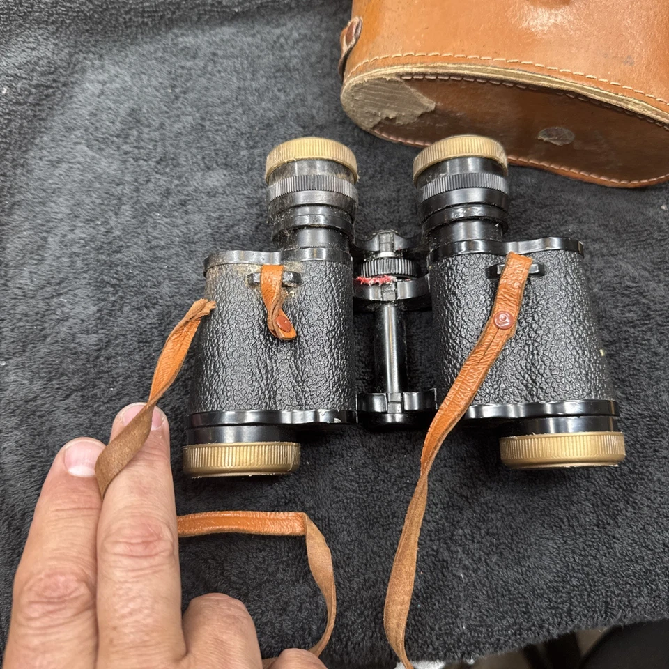 SUNSCOPE PRESIDENT 6 X 30 - 7.5 degrees Binoculars Japan with Neck Strap - Image 3 of 4