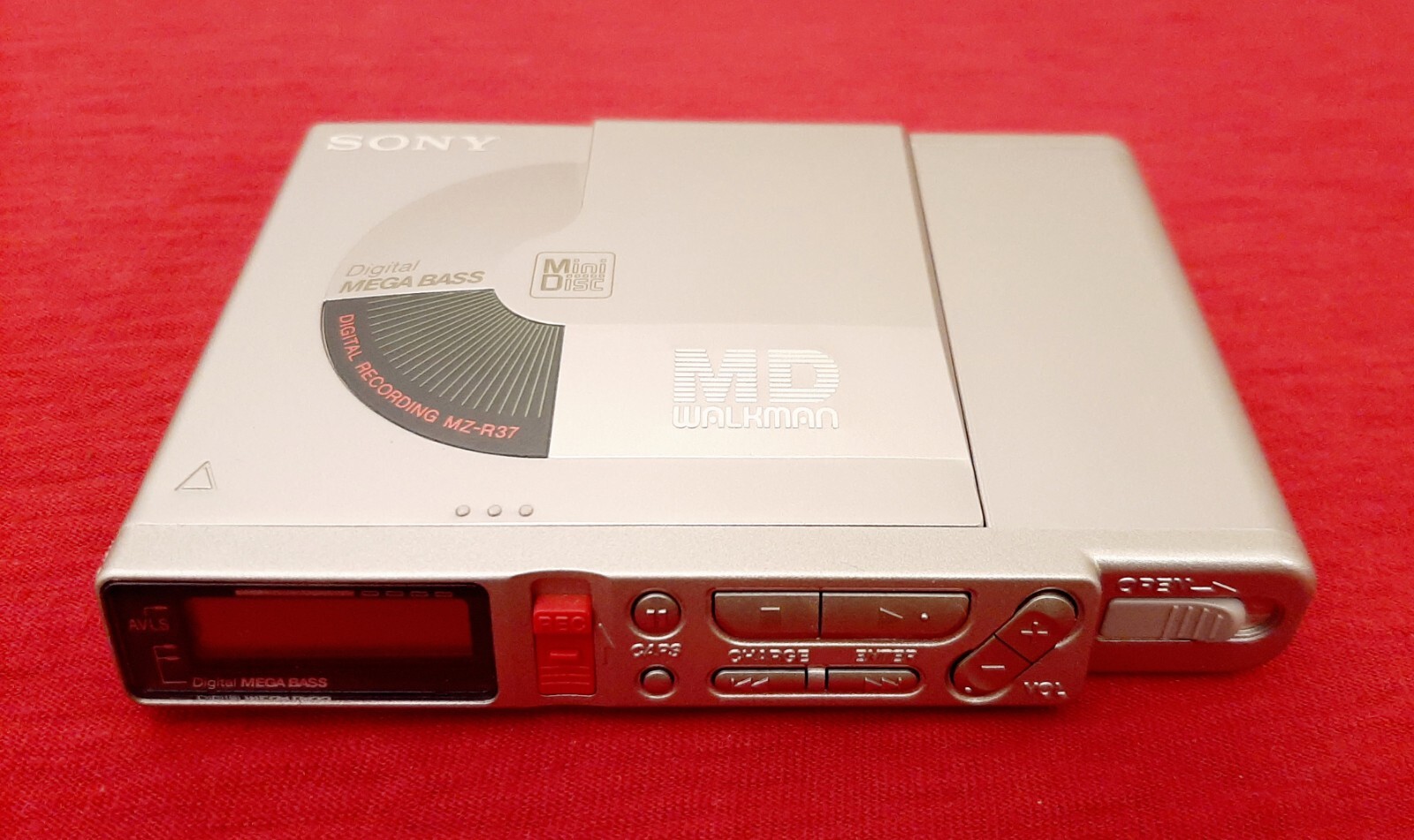 SONY MZR37 MD Walkman MiniDisc Player in Box+Remote+HeadphonesWorks w