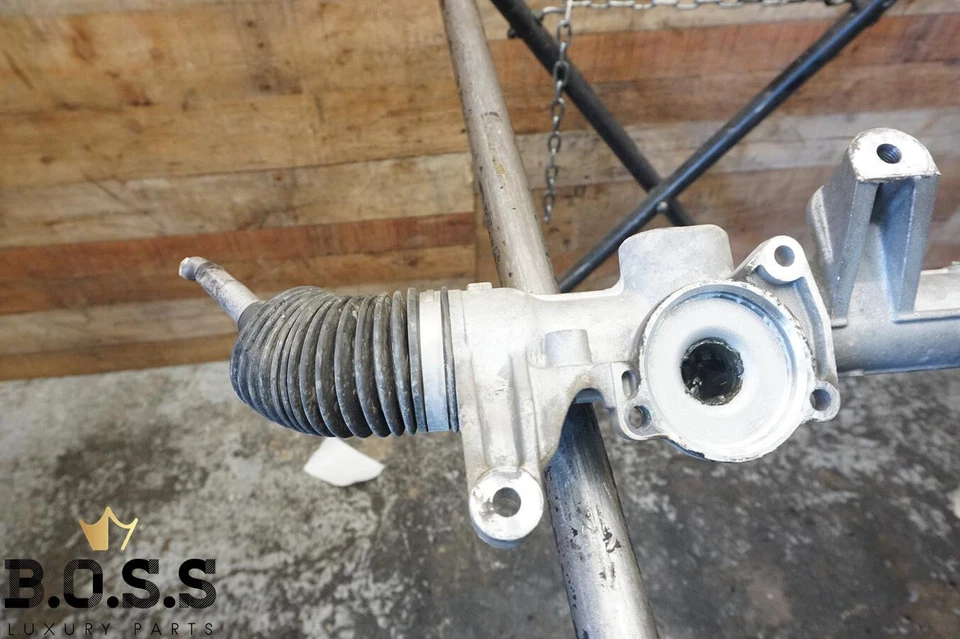 Mercedes Benz CLA45 2014 AMG CLA250 C117 barra de cambios de dirección y piñón OEM Foto 2 de 4