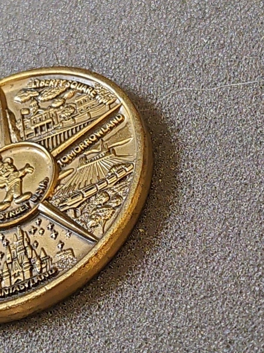 WDW ディズニーワールド 2000年 ミレニアム記念 ブロンズコイン Vintage Walt Disney World Bronze Coin Medal, Rare, Mickey On