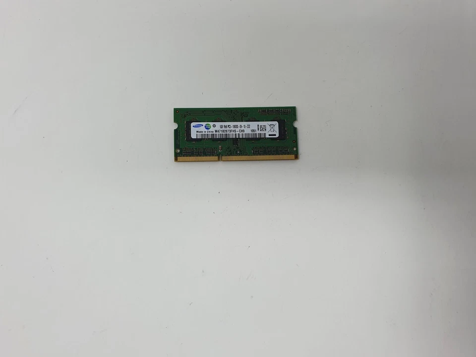 HP Pavilion G62-451SA RAM Memory 1GB PC3-10600S DDR3 Samsung M471B2873FHS-CH9 - Image 3 of 4
