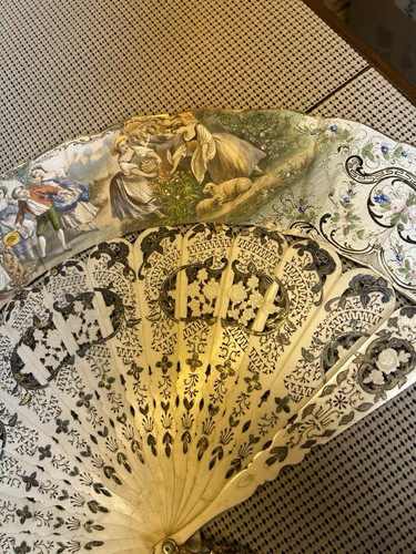 19th Century Hand Colored Lithograph Watteau Scene Paper & Carved Bone Fan - Picture 6 of 19