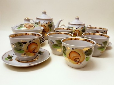 Tea set for 6 prs /Polonne Porcelain Factory/ USSR