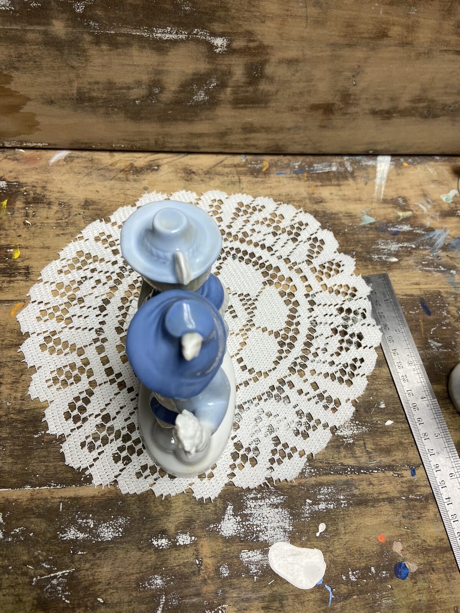 Gerold Porzellan Bavaria Vintage Porcelain Figurine “Girl/Heart