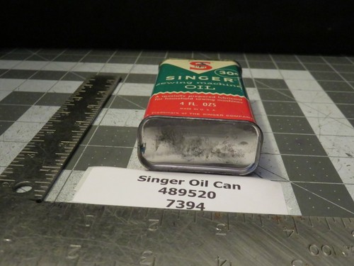 Singer Sewing Machine Attachments, Books, Oil Cans & Accessories - Picture 8 of 171